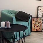 Top Central Supreme Apartment Next To Ndk